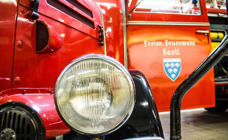 Ein altes Feuerwehrauto aus dem Feuerwehrmuseum: Zum Vergrößern auf Bild klicken