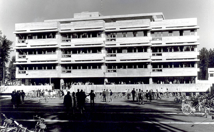 Neubau der Realschule 1970: Zum Vergrößern auf Bild klicken