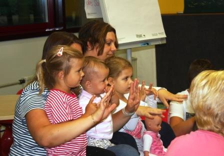 HdB Krippenkinderprogramm HdB Krippenkinderprogramm