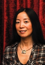 Portaitfoto der Musikschullehrerin Hansmeier Linyuan Portaitfoto der Musikschullehrerin Hansmeier Linyuan