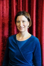 Portaitfoto der Musikschullehrerin Wessiak Liebgard Portaitfoto der Musikschullehrerin Wessiak Liebgard