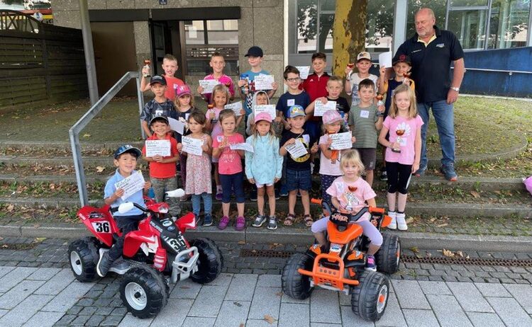 Ferienprogramm 2025 - Kidscar: Zum Vergrößern auf Bild klicken