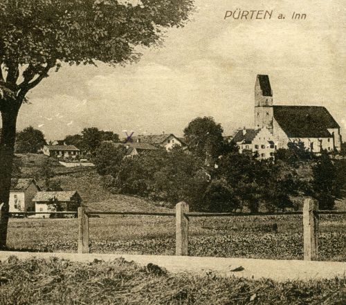 Archivbild der Kirche in Pürten