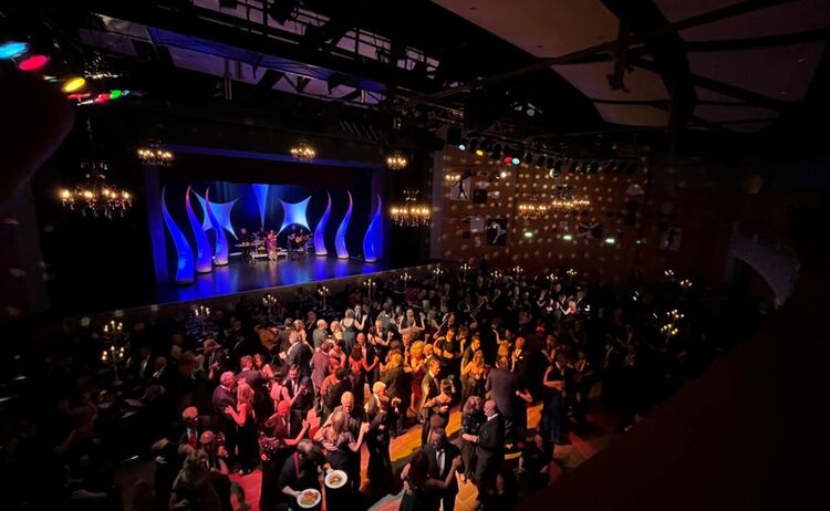 Waldkraiburg Silvesterball und Hubertusstuben Waldkraiburg