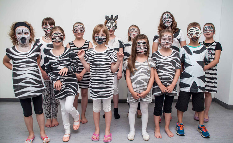 die Kinder des Theater Kwela, Kwela: Zum Vergrößern auf Bild klicken