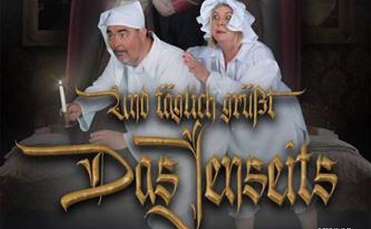 Titel mit zwei Künstlern im weißen Nachthemd