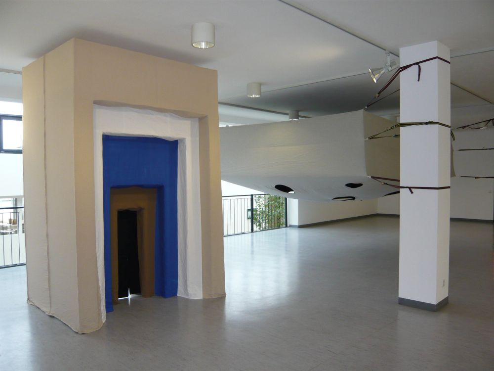 Blick in die Ausstellung von Vincent Tavenne Blick in die Ausstellung von Vincent Tavenne